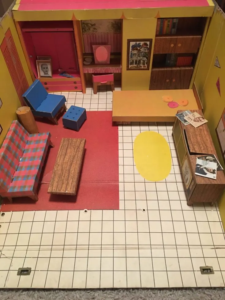 1965 Barbie Dream House Cardboard Furniture