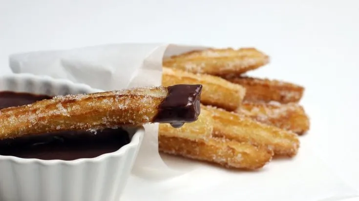 churros with chocolate